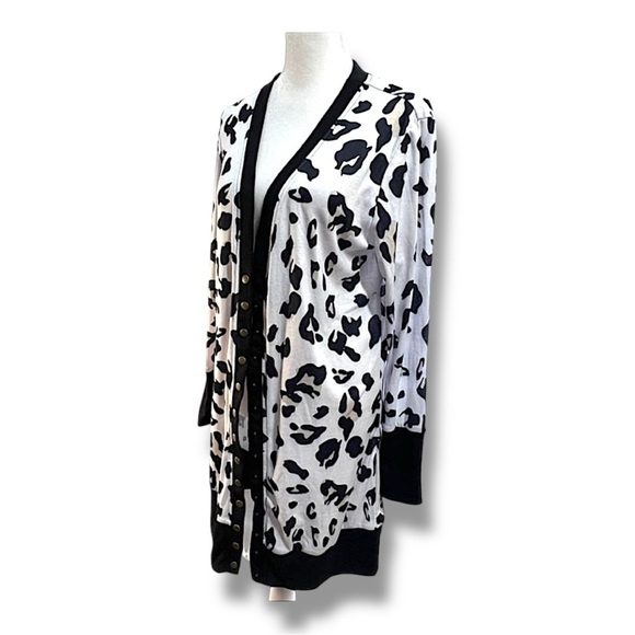 Black and White Cheetah Print Tunic Length Knit Cardigan or Duster L NWT - Picture 14 of 14